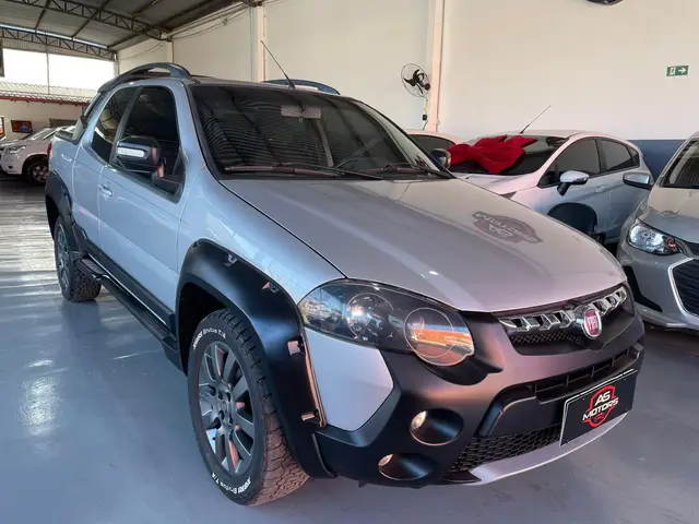 Carro Fiat Strada 2020 Adventure 1.8 16V (Flex) (Cabine Dupla)