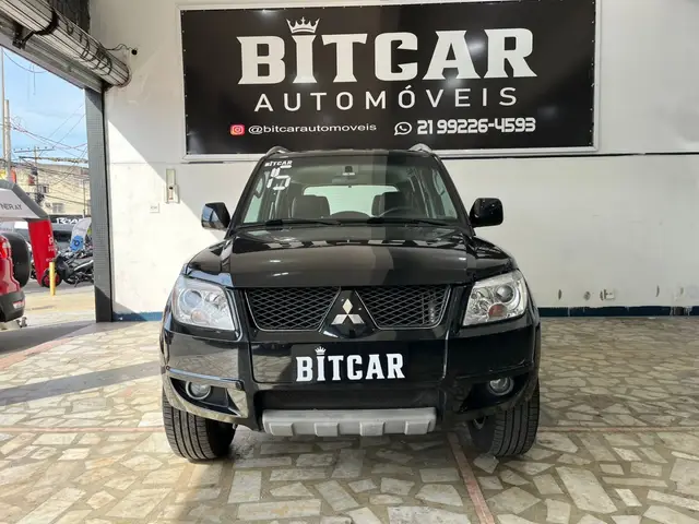 Carro Mitsubishi Pajero TR4 2015 2.0 16V 4x2 (Flex) (Aut)