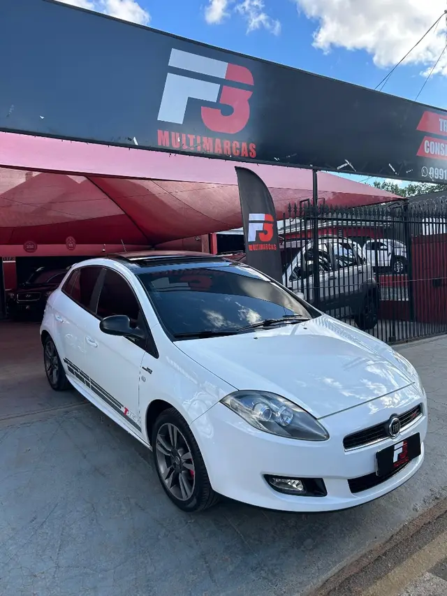 Carro Fiat Bravo 2014 T-Jet 1.4 16V