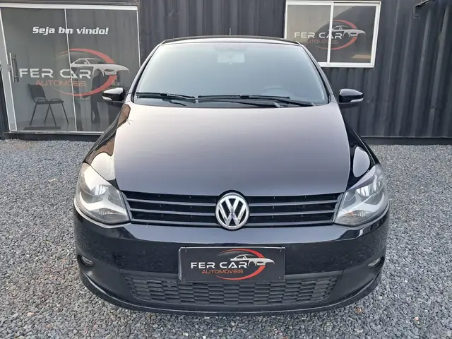 Carro Volkswagen Fox 2014 1.6 VHT (Flex)