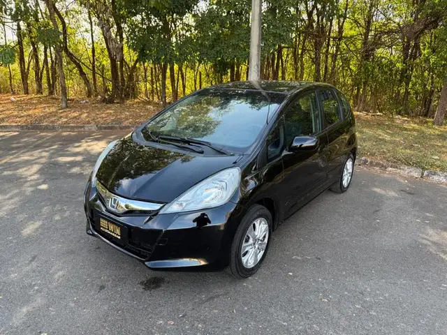 Carro Honda Fit 2013 LX 1.4 (flex)