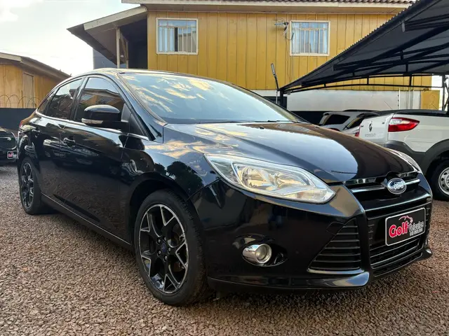 Carro Ford Focus Hatch 2015 S 1.6 16V TiVCT PowerShift