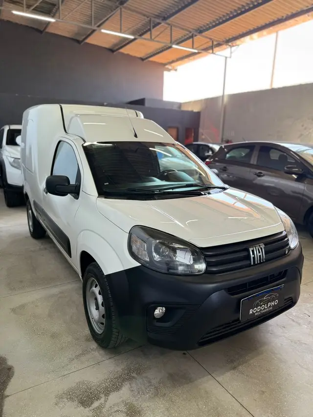 Carro Fiat Fiorino 2023 1.4 Endurance (Flex)