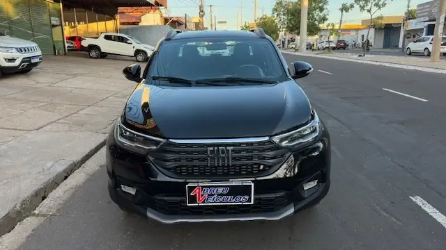 Carro Fiat Strada 2023 Volcano 1.3 CD (Flex)