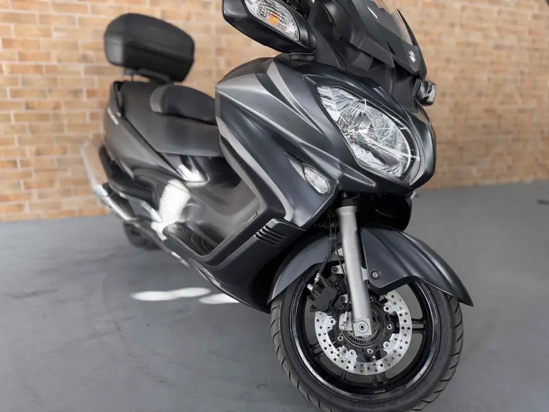 Suzuki Burgman 650 Executive