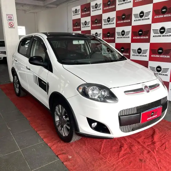 Carro Fiat Palio 2016 Essence 1.6 16V (Flex)