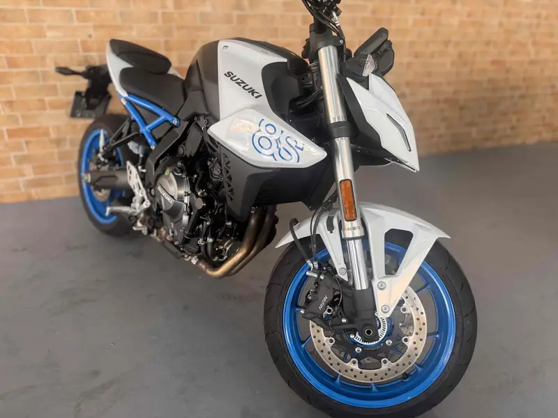 Suzuki GSX-S 750 GSX-S750