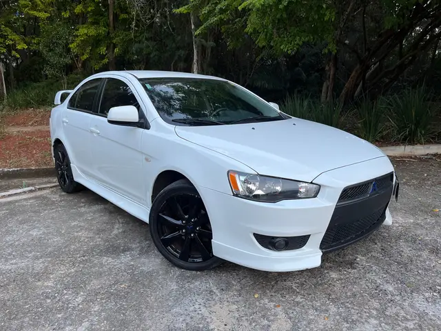 Carro Mitsubishi Lancer 2014 2.0 16V CVT (aut)