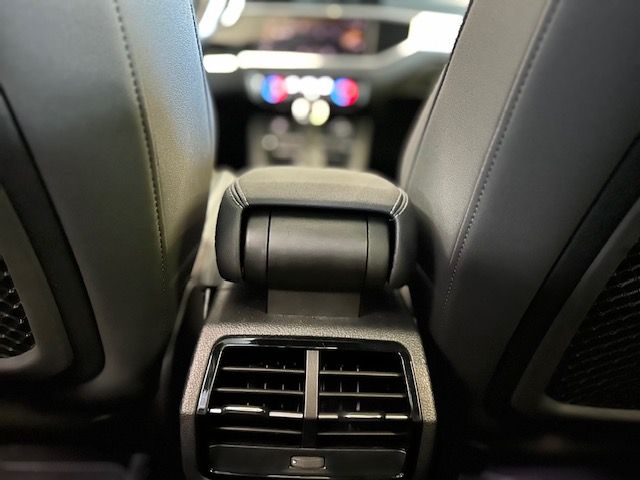 Q3 Sportback Performance Black 2.0