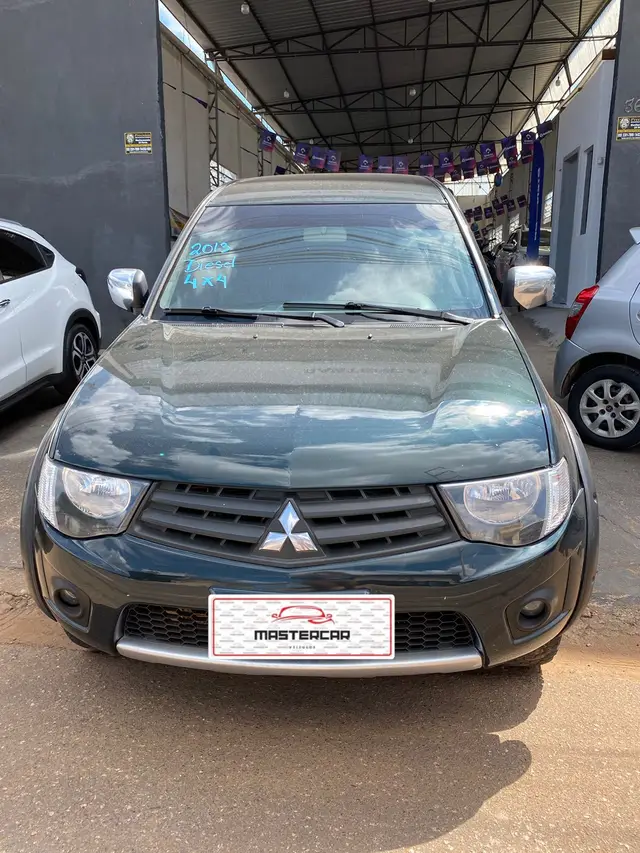 Carro Mitsubishi L200 Triton 2013 3.2 DI-D 4x4