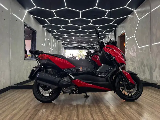 Carro Yamaha XMax 2023 ABS
