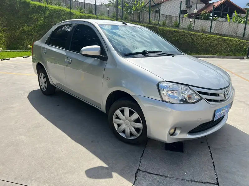 Toyota Etios XS 1.5 (Flex)