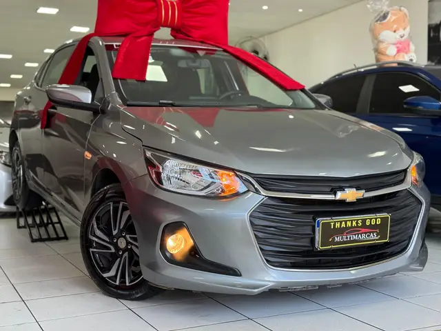 Carro Chevrolet Onix Plus 2024 LT 1.0