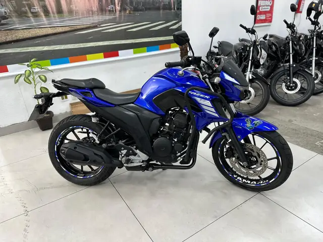 Carro Yamaha YS 250 Fazer 2023 ABS