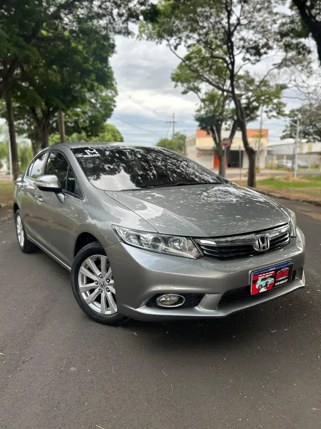 Carro Honda Civic 2014 New  LXR 2.0 i-VTEC (Aut) (Flex)