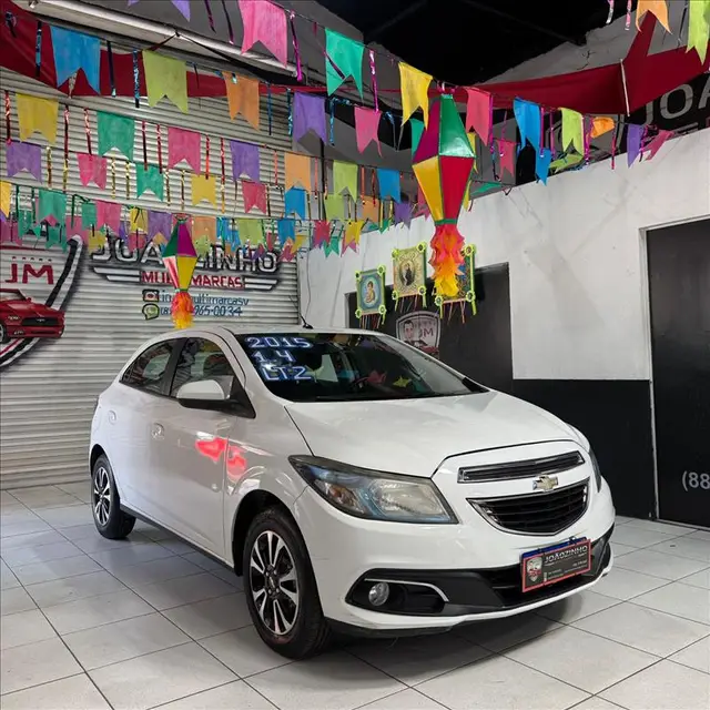 Carro Chevrolet Onix 2015 1.4 LTZ SPE/4