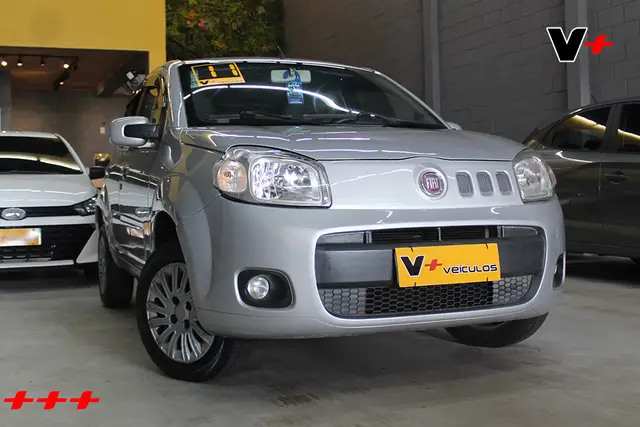 Carro Fiat Uno 2011 Vivace 1.0 8V (Flex) 4p