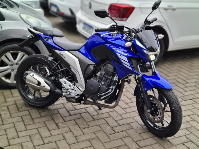 Yamaha Fazer FZ25 Flex