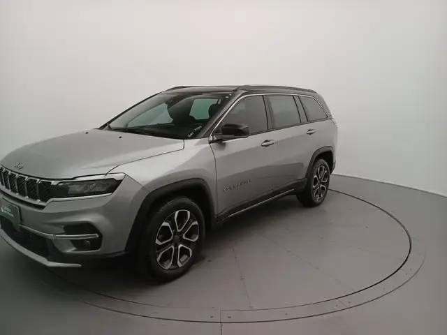 Carro Jeep Commander 2023 Limited 1.3 T270