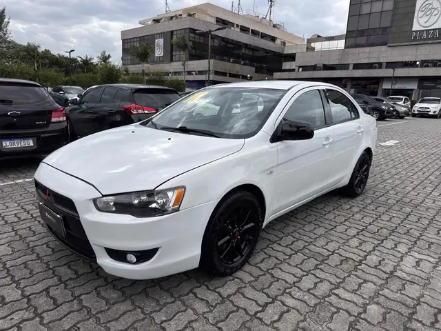 Carro Mitsubishi Lancer 2016 2.0 16V 160cv Aut.