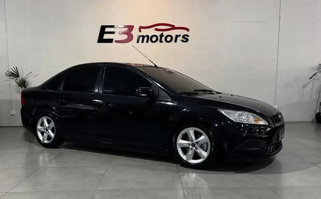 Carro Ford Focus Hatch 2009 GLX 2.0 16V Duratec