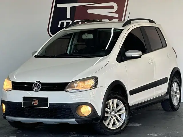 Carro Volkswagen CrossFox 2014 1.6 Mi Total Flex