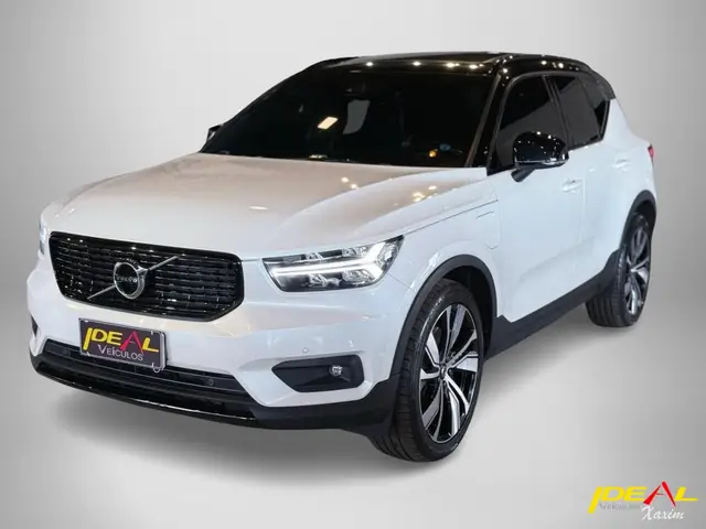 Carro Volvo XC40 2022 R-Design T5 1.5