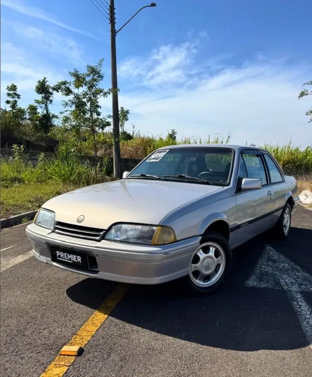 Carro Chevrolet Monza 1993 Sedan SL 1.8 EFi