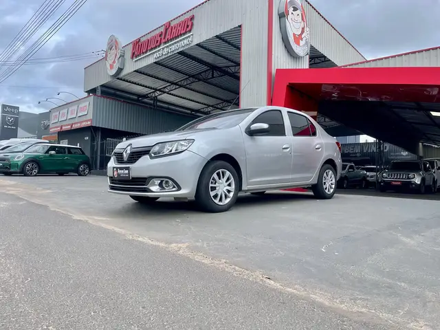 Carro Renault Logan 2015 Expression 1.0 16V (flex)