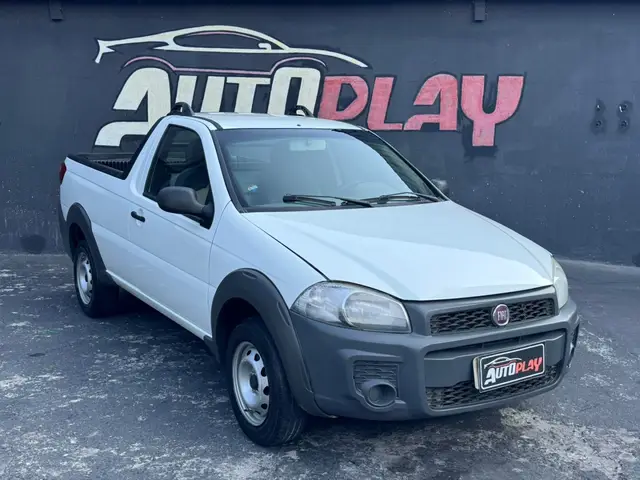 Carro Fiat Strada 2015 Working 1.4 (Flex)