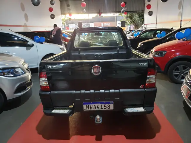 Carro Fiat Strada 2010 Fire 1.4 (Flex)