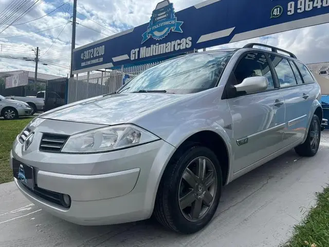 Carro Renault Megane Sedan 2011 Mégane Sedan Dynamique 1.6 16V (flex)
