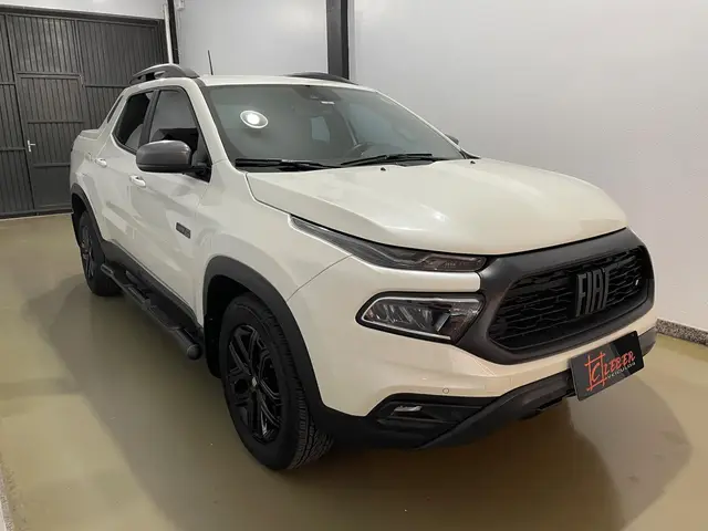 Carro Fiat Toro 2023 Ultra 2.0 TDI 4x4 (Aut)