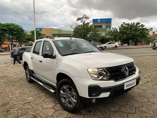 Carro Renault Oroch 2025 Intense 1.6 (Flex)