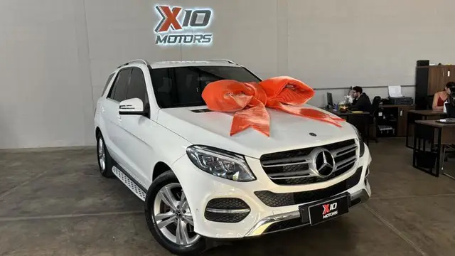 Carro Mercedes-Benz GLE 350d 2017 Highway 4MATIC 3.0 V6 Diesel