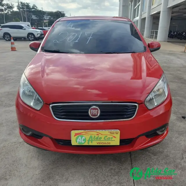 Carro Fiat Grand Siena 2017 Evo Attractive 1.4 8V (Flex)