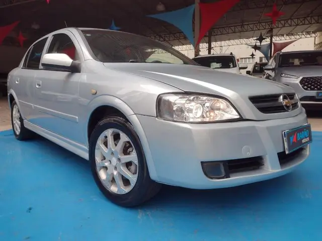 Carro Chevrolet Astra Sedan 2011 Advantage 2.0 (Flex)