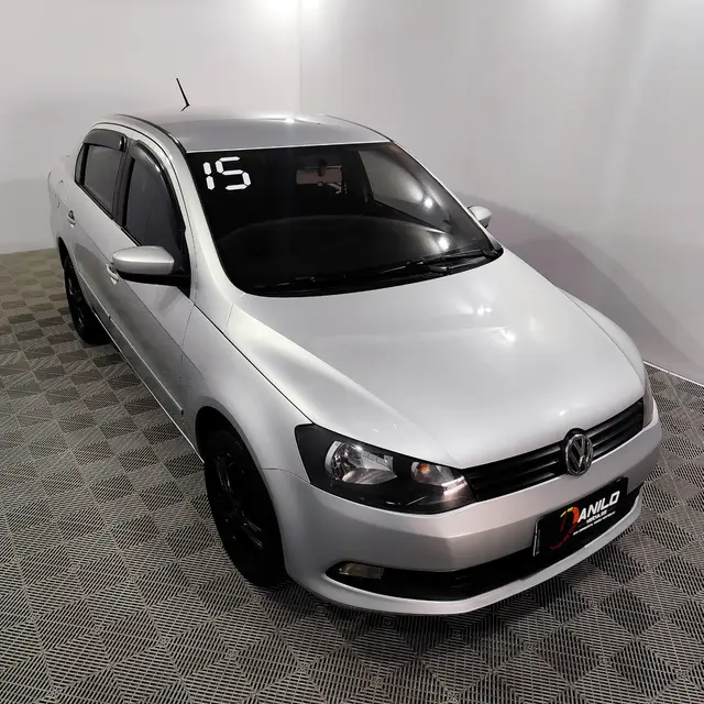 Carro Volkswagen Voyage 2015 1.6 VHT (Flex)