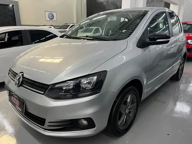 Carro Volkswagen Fox 2019 1.6 MSI Connect (Flex)