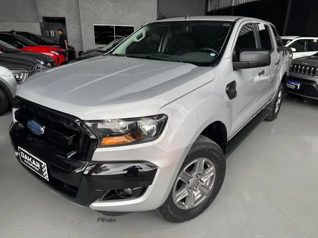 Carro Ford Ranger Cabine Dupla 2017 Ranger XLS 2.2 4x4 CD Diesel (Mec.)
