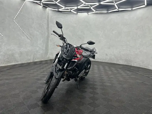 Moto Yamaha YS 250 Fazer 2024 ABS