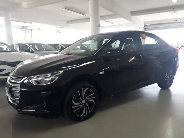 Carro Chevrolet Onix Plus 2024 LT 1.0