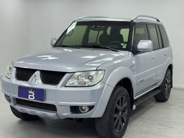 Carro Mitsubishi Pajero TR4 2010 2.0 16V 4x4 (flex) (aut)