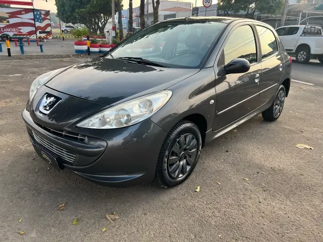 Carro Peugeot 207 2012 Hatch XR 1.4 8V (flex) 2p