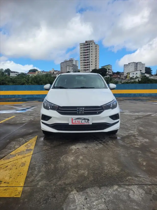 Carro Fiat Cronos 2023 Drive 1.0 (Flex) MT