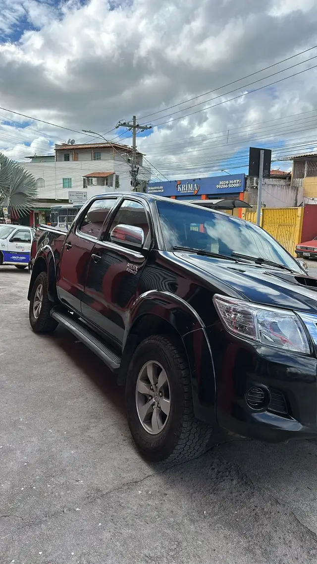 Carro Toyota Hilux Cabine Dupla 2014 Hilux 3.0 TDI 4x4 CD SRV (Aut)
