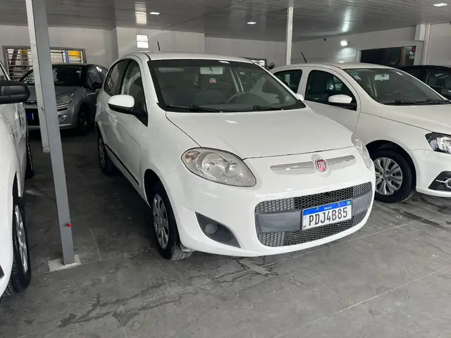 Carro Fiat Palio 2016 Attractive 1.0 Evo (Flex)