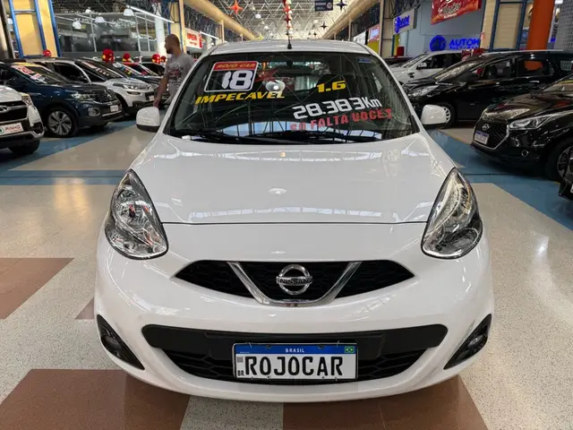 Carro Nissan March 2018 1.6 16V SV (Flex)