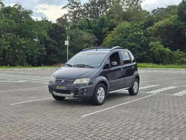 Carro Fiat Idea 2010 Adventure 1.8 Dualogic (Flex)