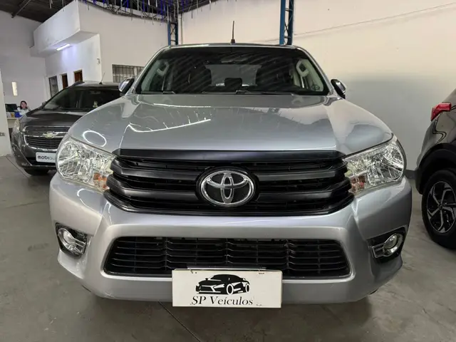 Carro Toyota Hilux Cabine Dupla 2019 Hilux 2.8 TDI CD STD 4x4 (Power Pack) (Diesel)